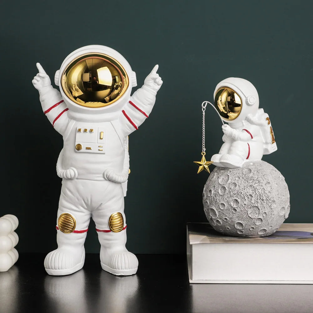 Estatueta de Astronauta na Lua - Estatueta Resina